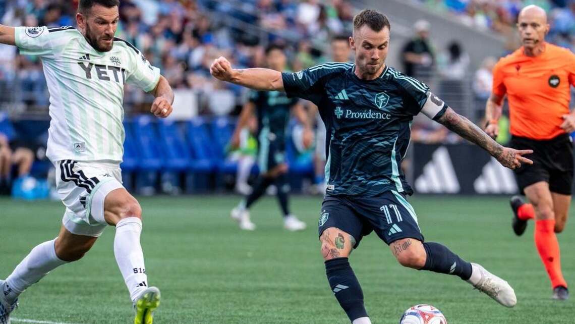 Damian Las' strong debut in net leads Austin FC past skidding Sounders 