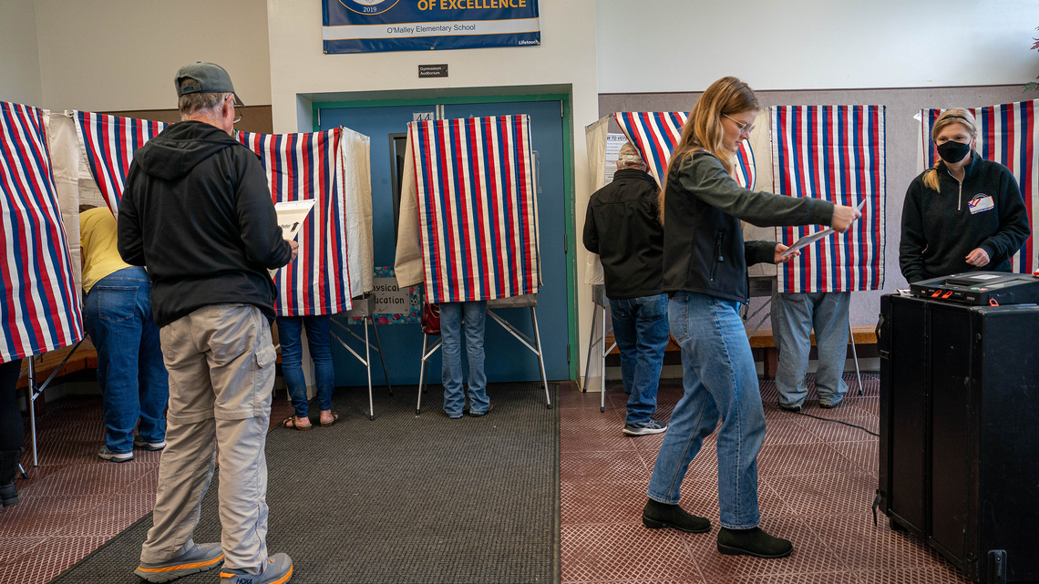 Top candidates in Alaska governor's race say they are weighing a consolidated field as primary results come in 
