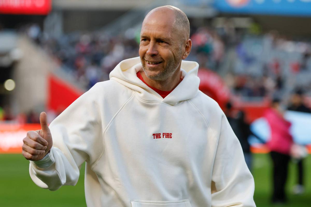  Chicago Fire FC Head Coach Gregg Berhalter salutes the fans before the game between Chicago Fire FC v Toronto FC at Soldier Field on May 23, 2026 in Chicago, Illinois. (Photo by Michael Miller/ISI Photos/ISI Photos via Getty Images) Photo by Michael Miller/ISI Photos/ISI Photos via Getty Images