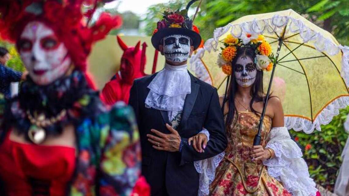 Where to Celebrate Dia de los Muertos in Mexico: 3 Resorts That Bring the Tradition to Life 