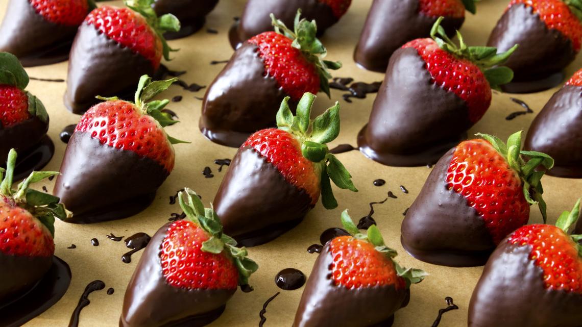 What's the Best Type of Chocolate for Chocolate-Covered Strawberries? A Legendary French Pastry Chef Weighs In 