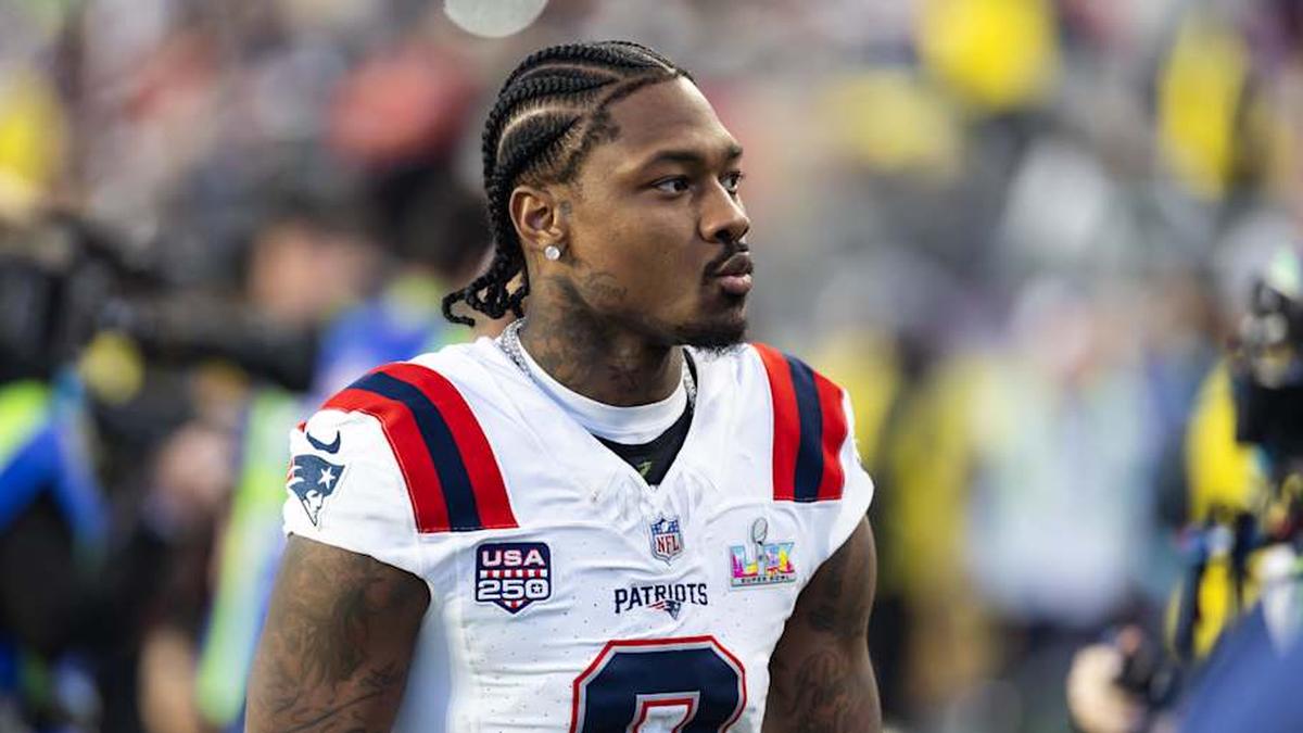  Stefon Diggs led the Patriots in receiving in 2025. | Mark J. Rebilas-Imagn Images 