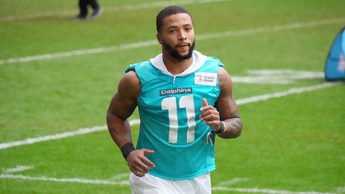Trader Time and Other Takeaways from First Dolphins Regular Season Depth Chart