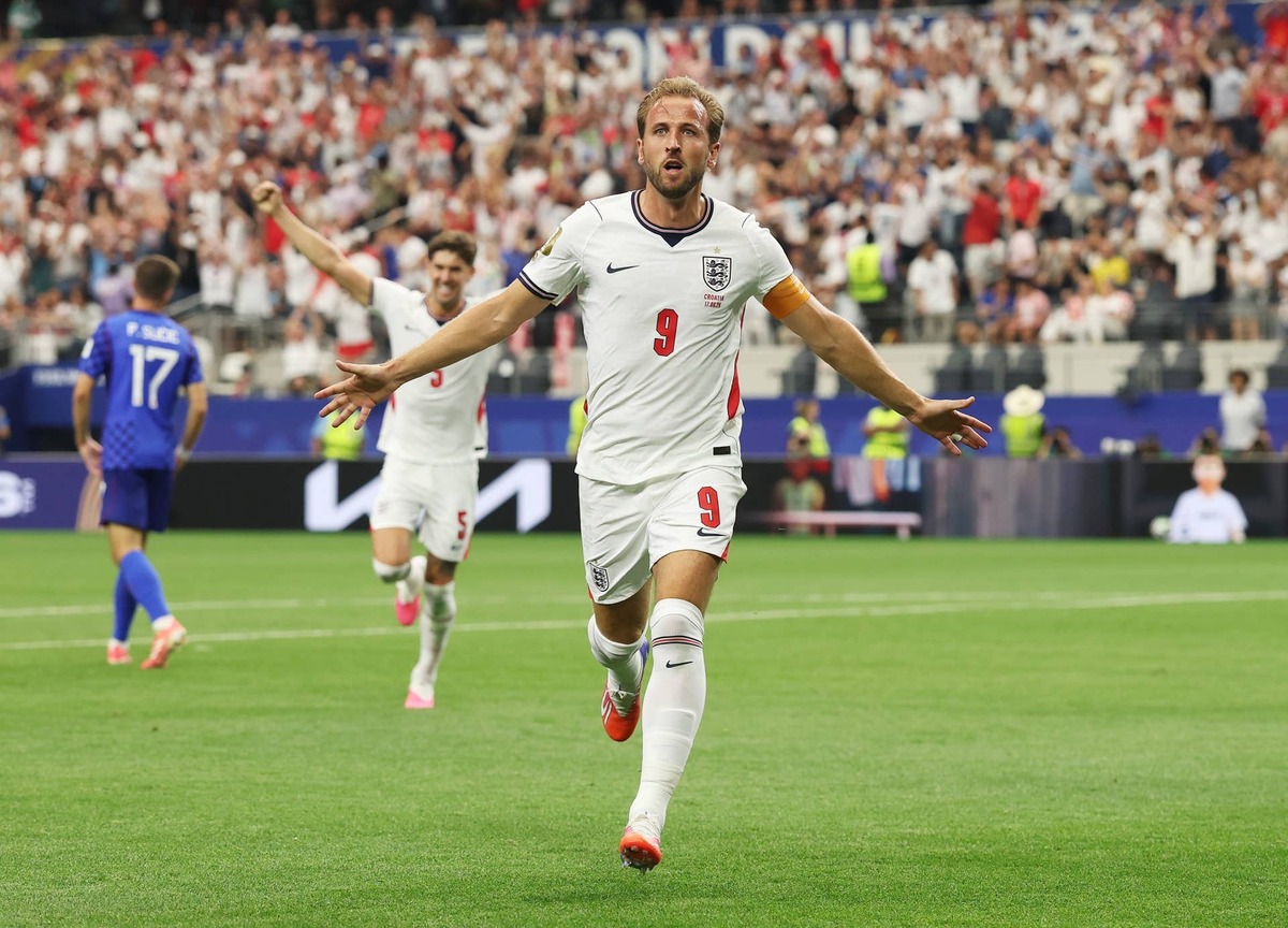  Harry Kane #9 of England celebrates scoring his team's second goal during the FIFA World Cup 2026 Group L match between England and Croatia at Dallas Stadium on June 17, 2026 in Arlington, Texas. (Photo by Richard Pelham/Getty Images) Photo by Richard Pelham/Getty Images