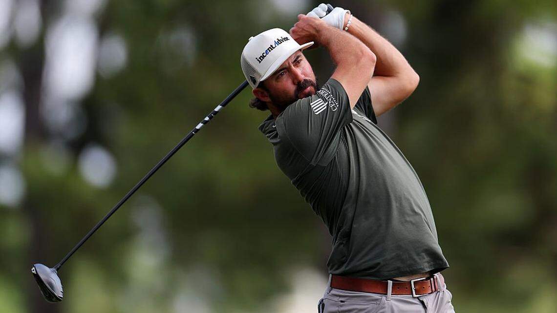 Hubbard emerges from the pack with Valero Texas Open lead