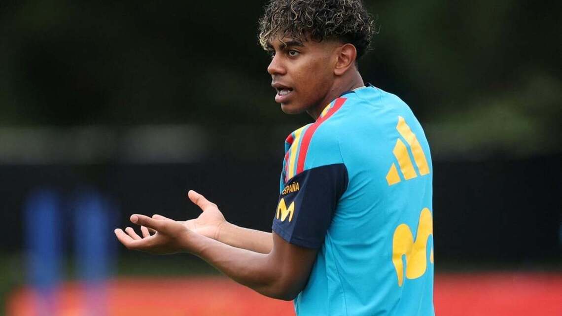 Lamine Yamal not traveling for Spain's final World Cup tune-up 
