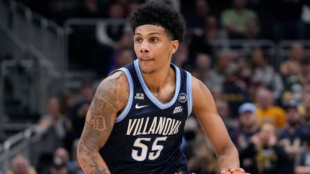  Villanova Wildcats guard Acaden Lewis (55) handles the ball during the second half of the game against the Marquette Golden Eagles on Friday January 6, 2026 at Fiserv Forum in Milwaukee, Wisconsin. | USA TODAY Network via Reuters Connect 