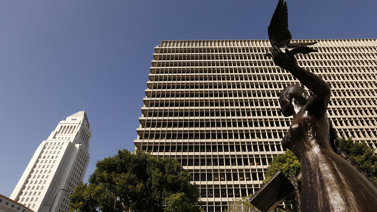 The Clara Shortridge Foltz Criminal Justice Center in downtown Los Angeles. (Al Seib/Los Angeles Times/TNS)