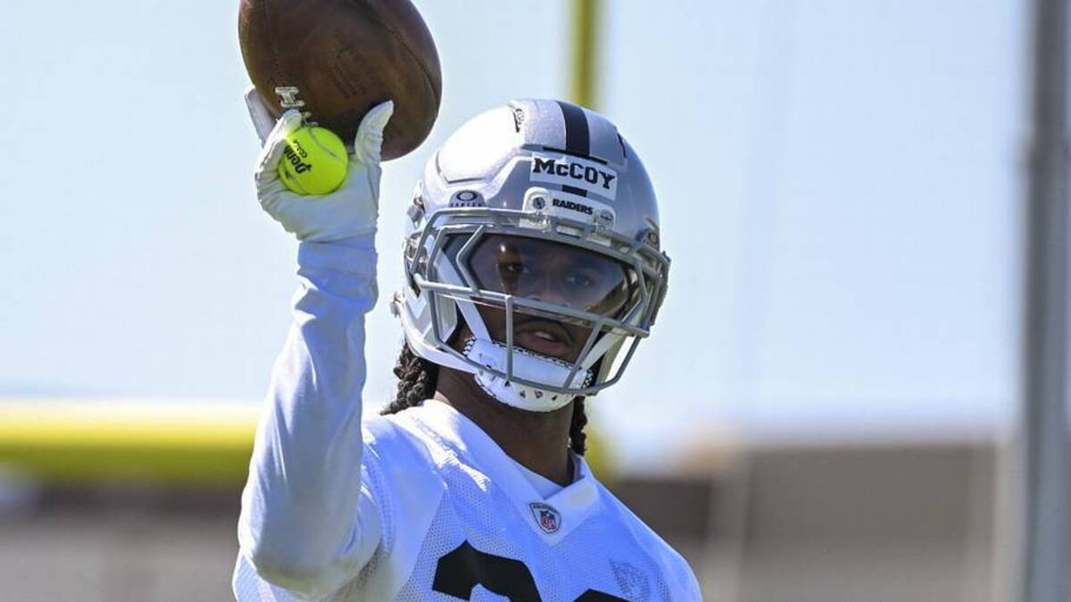  May 20, 2026; Henderson, NV, USA; Las Vegas Raiders cornerback Jermod McCoy (28) practices during organized team activities at Intermountain Health Performance Center. Mandatory Credit: Candice Ward-Imagn Images | Candice Ward-Imagn Images 