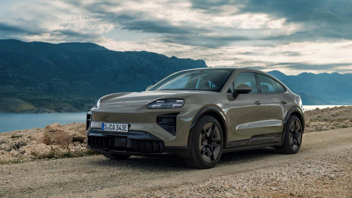  2026 Cayenne Turbo Coupé Electric Porsche