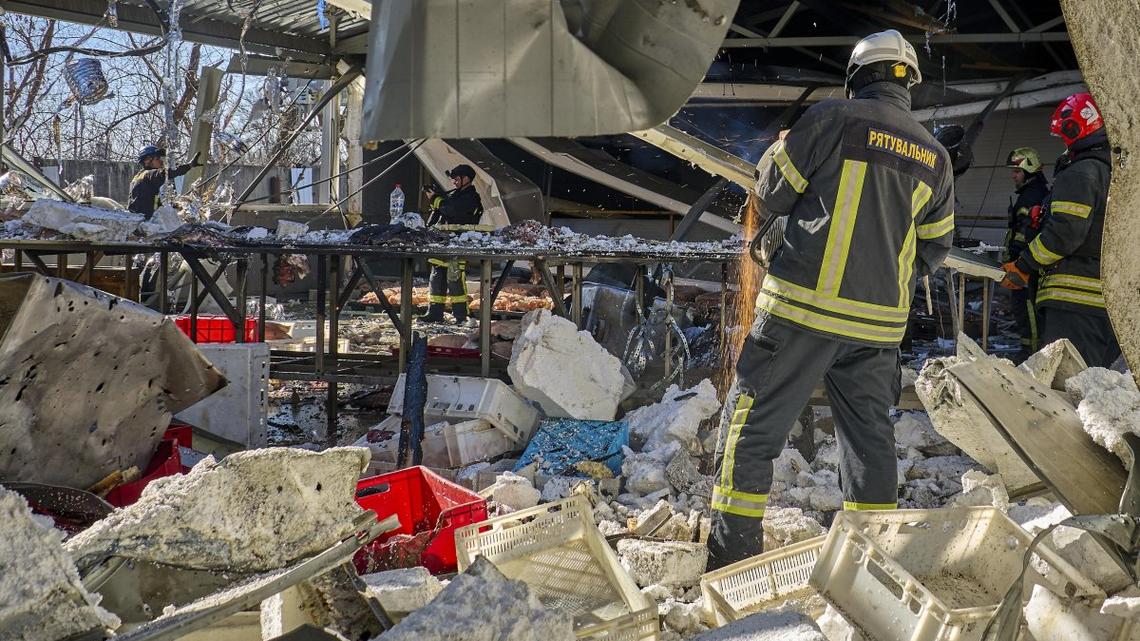 At least 7 killed, more than 50 hurt as Russia, Ukraine trade attacks 