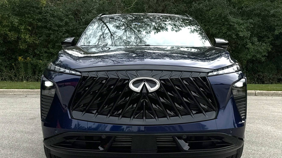 The 2027 Infiniti QX65 Autograph is Pussycat in a Rented Cheetah Costume 
