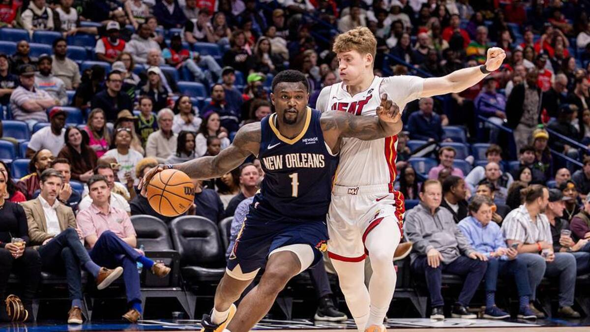  Feb 11, 2026; New Orleans, Louisiana, USA; New Orleans Pelicans forward Zion Williamson (1) drives to the basket against Miami Heat guard Kasparas Jakučionis (25) during the second half at Smoothie King Center. Mandatory Credit: Stephen Lew-Imagn Images | Stephen Lew-Imagn Images 