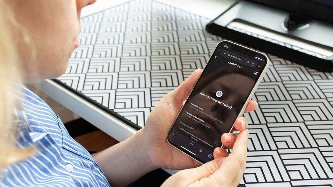 Nearly 2 in 5 US workers have put company information into personal AI accounts, and most don't know it can be illegal 