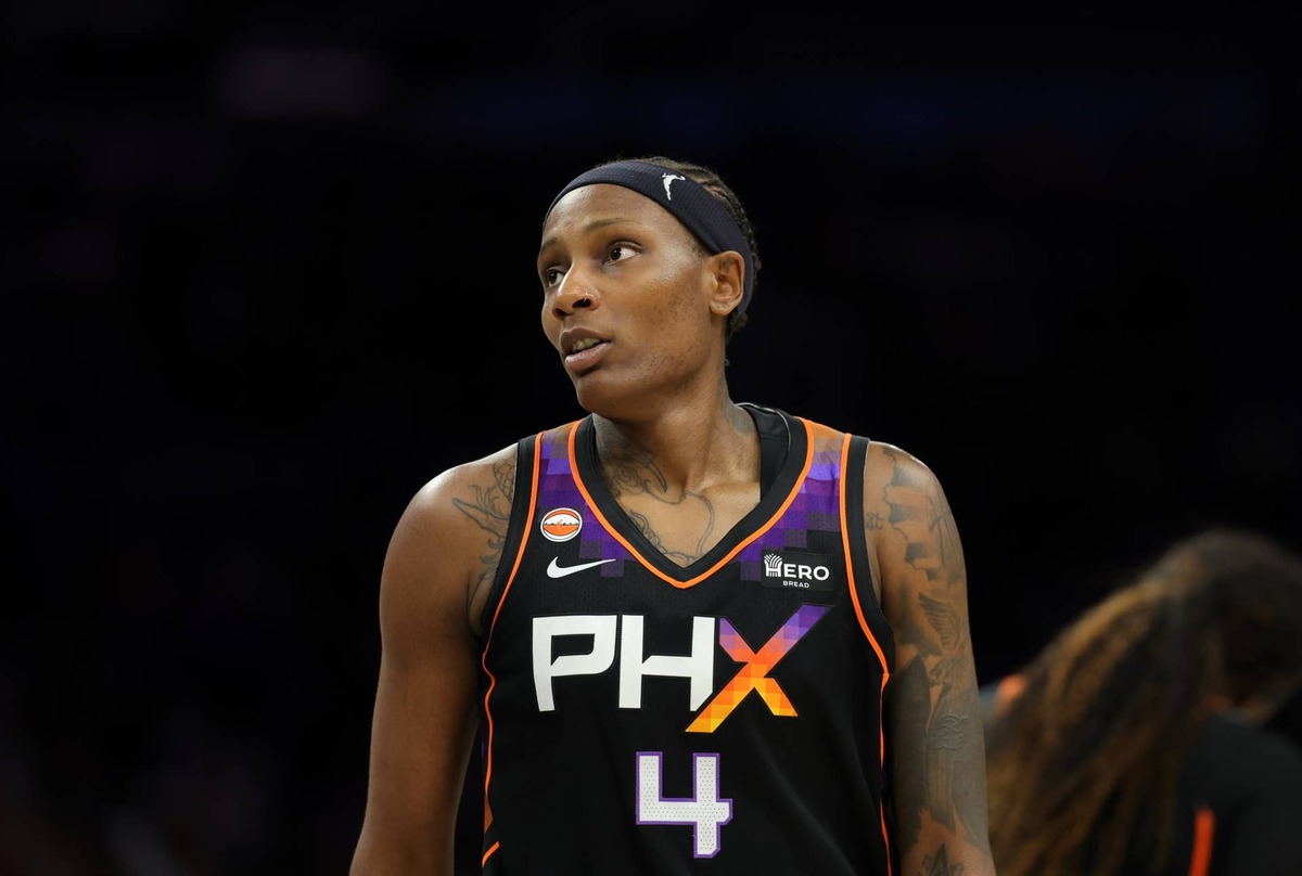  Phoenix Mercury forward Natasha Mack (4) Mark J. Rebilas-Imagn Images