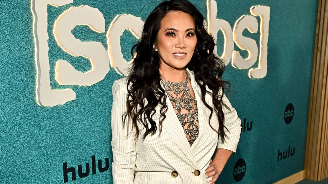 'Dr. Pimple Popper' Sandra Lee Reveals She Had an On-Set Stroke During Season 2 Filming 