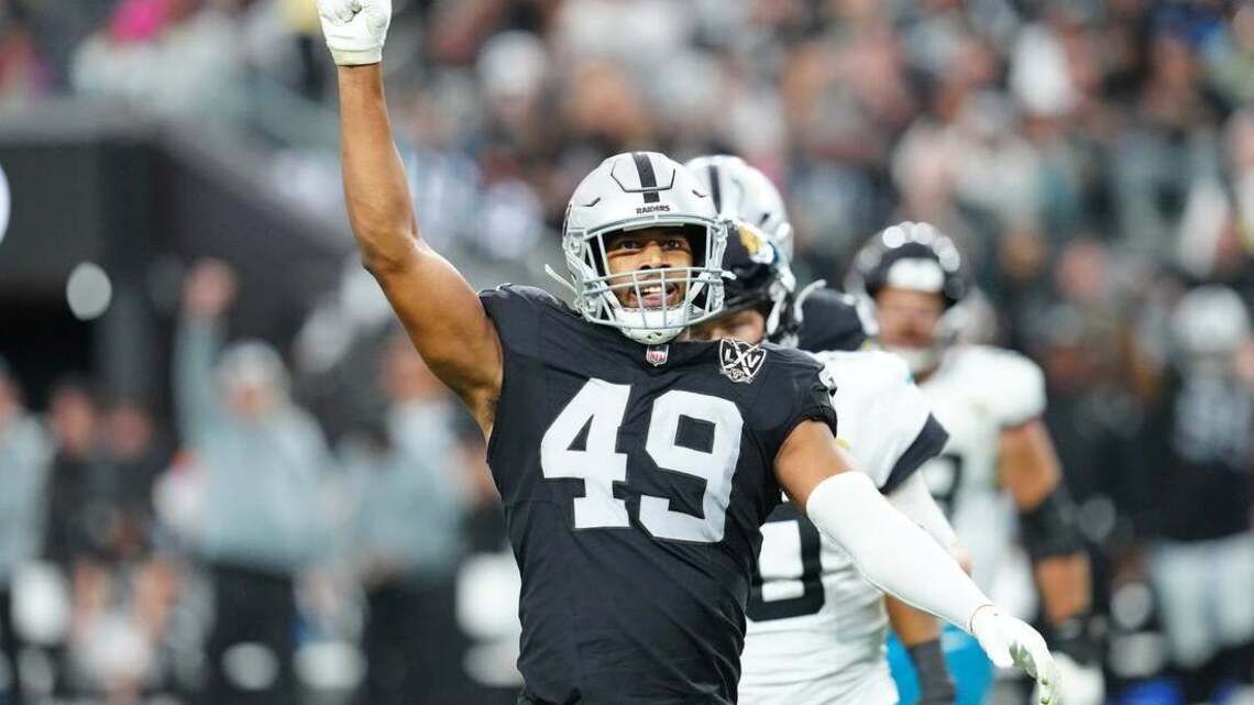NFL suspends Cowboys defensive end Snowden three games