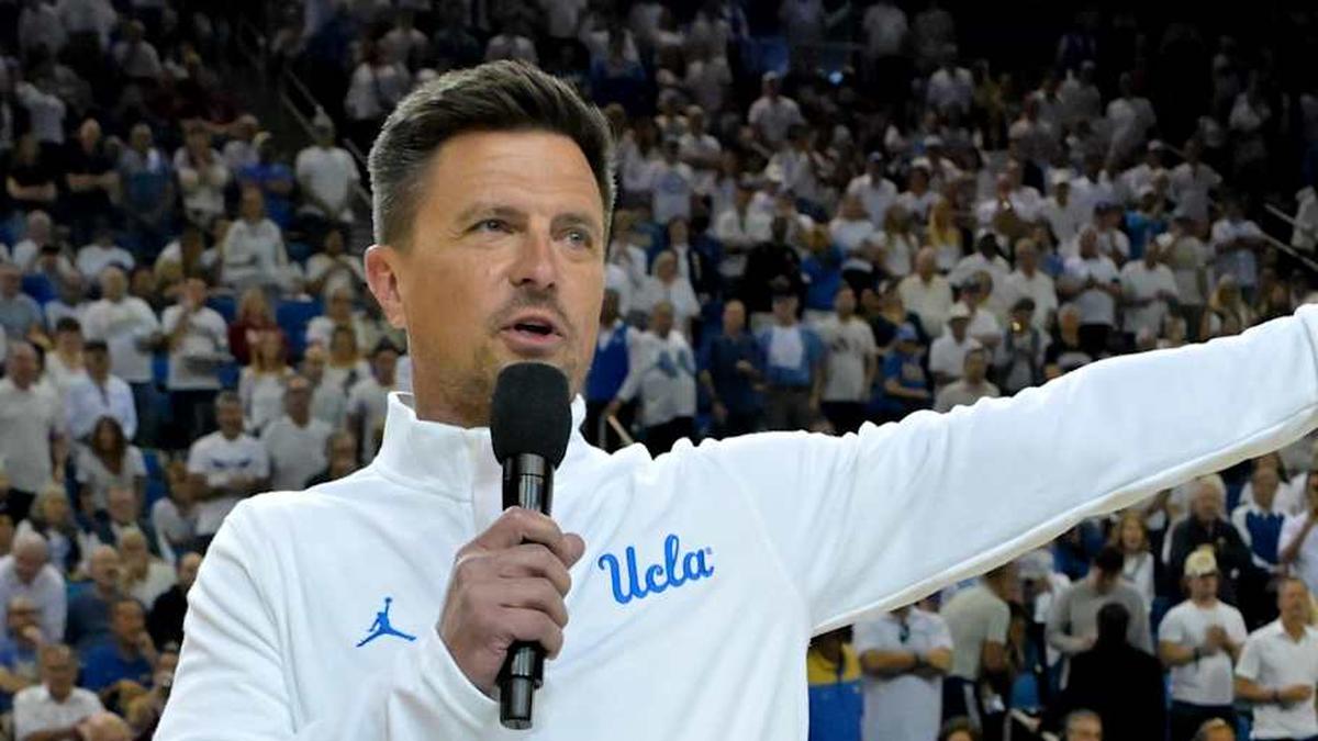  Jan 31, 2026; Los Angeles, California, USA; UCLA Bruins head football coach Bob Chesney is introduced during the basketball game against the Indiana Hoosiers at Pauley Pavilion presented by Wescom Financial. Mandatory Credit: Jayne Kamin-Oncea-Imagn Images | Jayne Kamin-Oncea-Imagn Images 