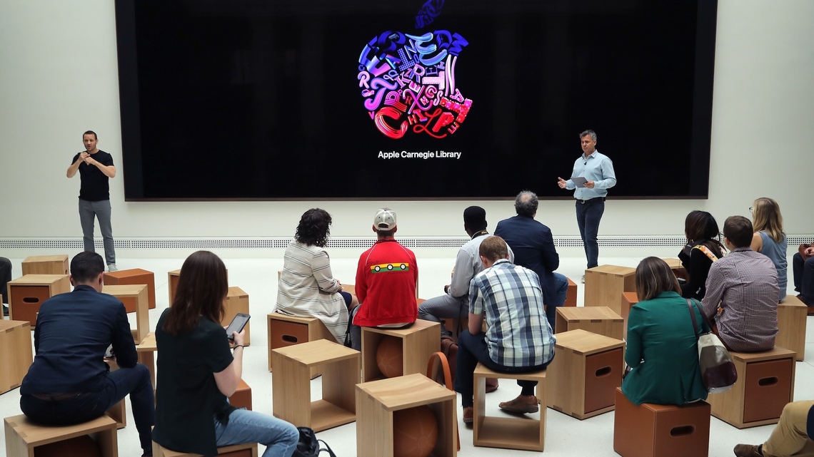 How to Enjoy Retailtainment Destinations for Free or Nearly Nothing 