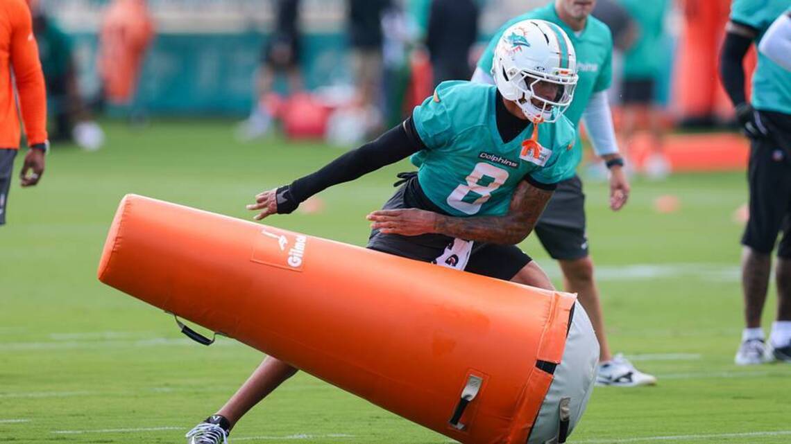 Dolphins Friday Mailbag: Bell, Brents, Jonah, and More