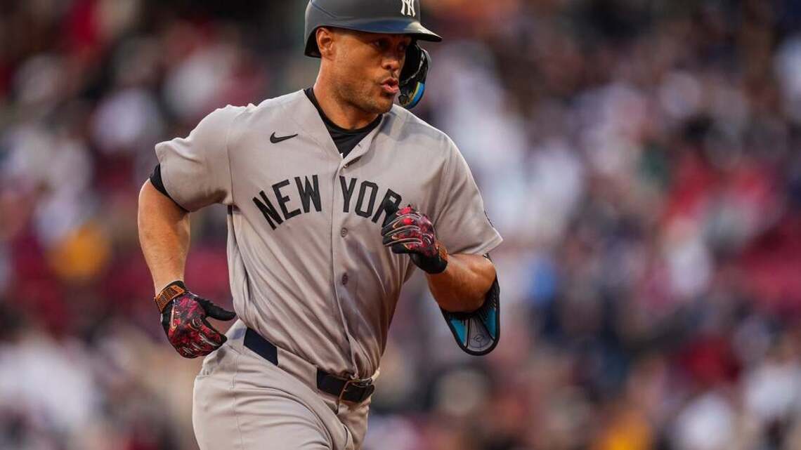 Yankees' Giancarlo Stanton strains calf, might miss rest of season