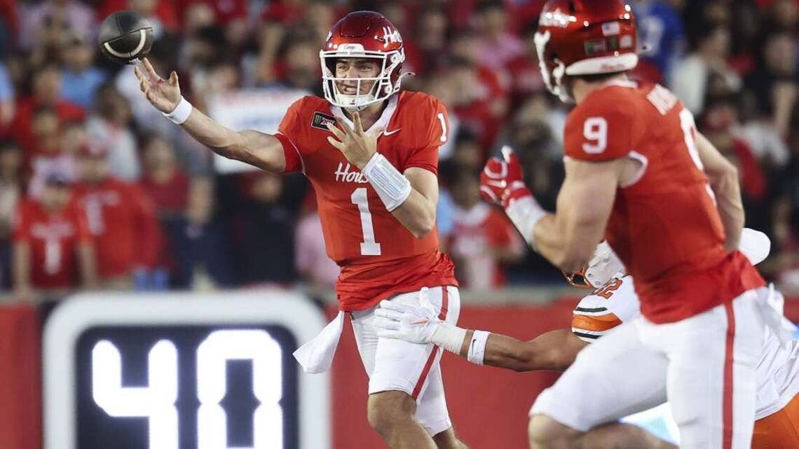 Offenses on display as No. 20 Houston tops No. 18 Oklahoma State 