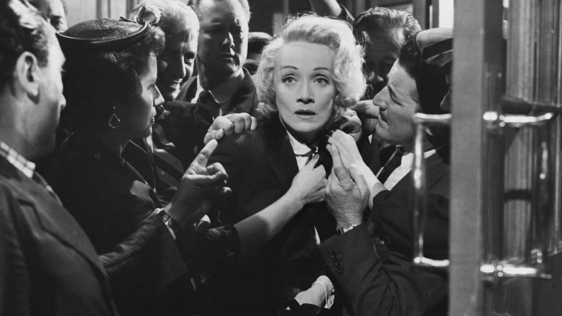 1957 Mystery Film, With One of the Greatest Plot Twists in History, Ranked Among ‘Best Movies of All Time' 