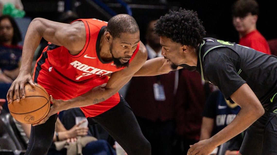 Pelicans hang for quarter, then Rockets turn on afterburners 