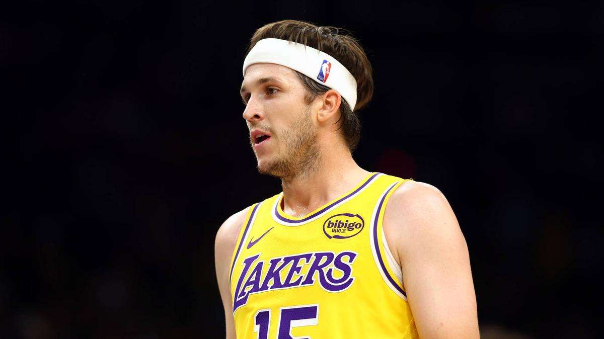Los Angeles Lakers guard Austin Reaves (15)