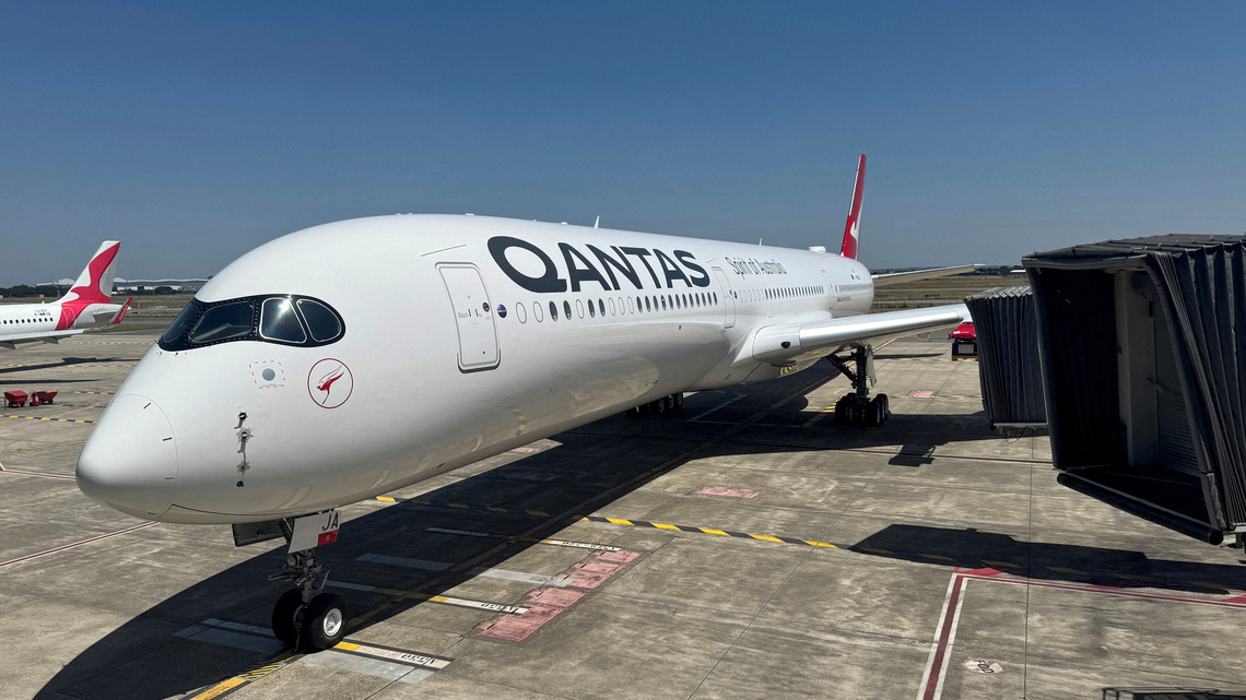 Qantas, pilots' union reach provisional agreement in pay talks 