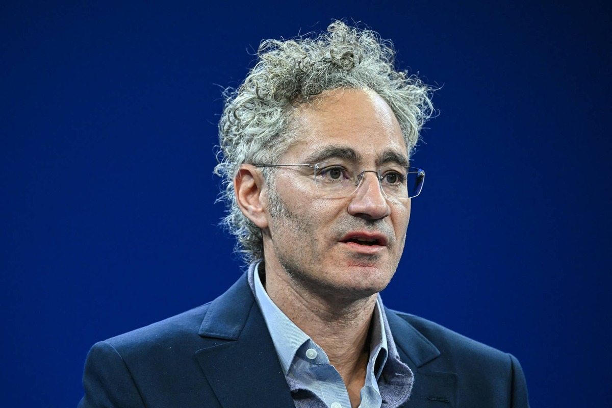  Palantir's AI defense bet gets a high-stakes Japan test. 