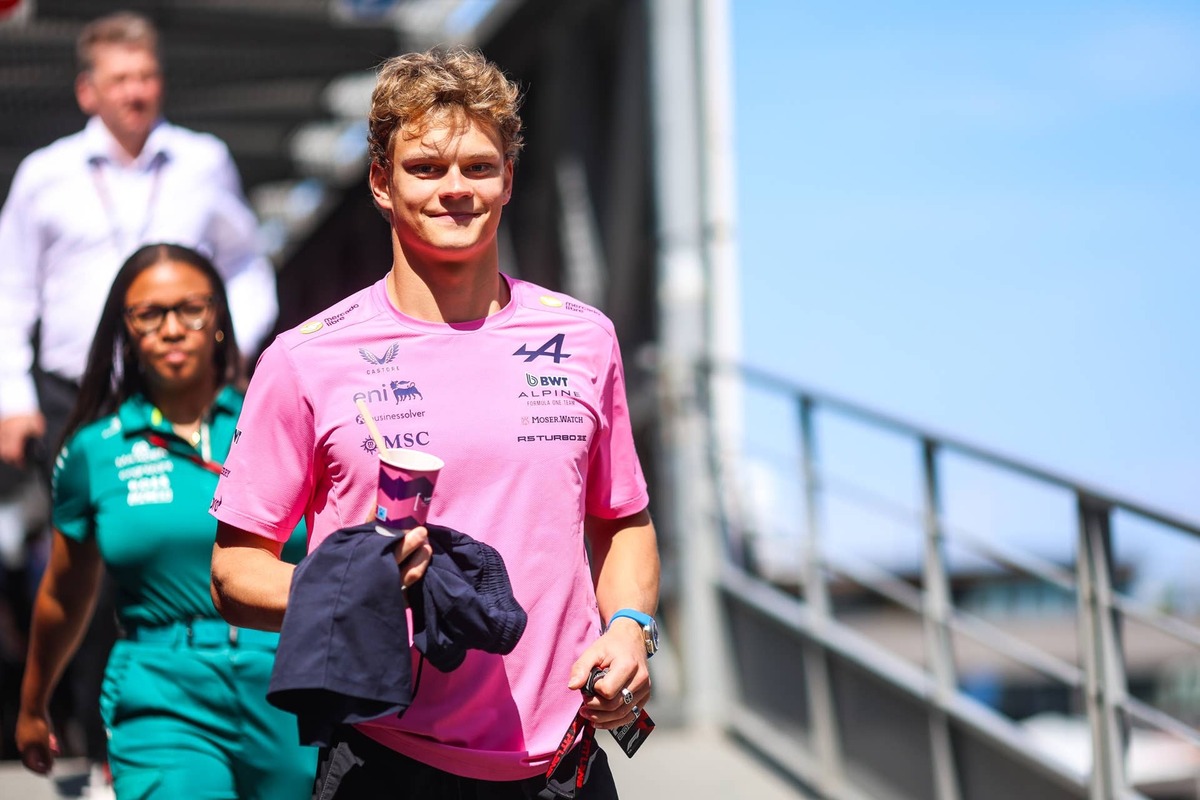  Paul Aron of Estonia walks in the paddock during Final Practice of the 2026 F1 Grand Prix of Monaco. Photo by Jayce Illman/Getty Images