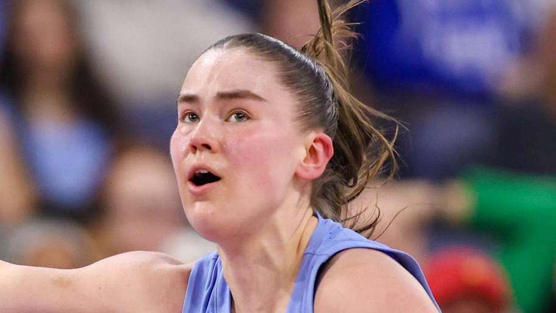  Mar 7, 2026; Duluth, GA, USA; North Carolina Tar Heels guard Elina Aarnisalo (17) grabs a loose ball against the Louisville Cardinals in the first quarter at Gas South Arena. Mandatory Credit: Brett Davis-Imagn Images | Brett Davis-Imagn Images 