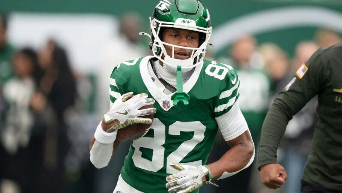 Jets WR Arian Smith out for season after ACL surgery