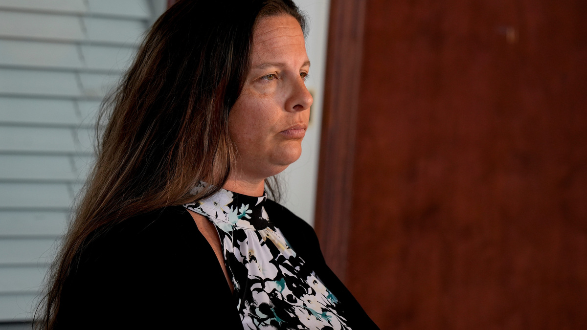 Jennifer Pippin speaks to media outside the Vero Beach City Council chambers, July 22, 2025, following public comment regarding an investigation by the Florida Attorney General’s Office of Statewide Prosecution for a “Pride Tea Dance” that was held at Vice Mayor Linda Moore’s restaurant The Kilted Mermaid in June.