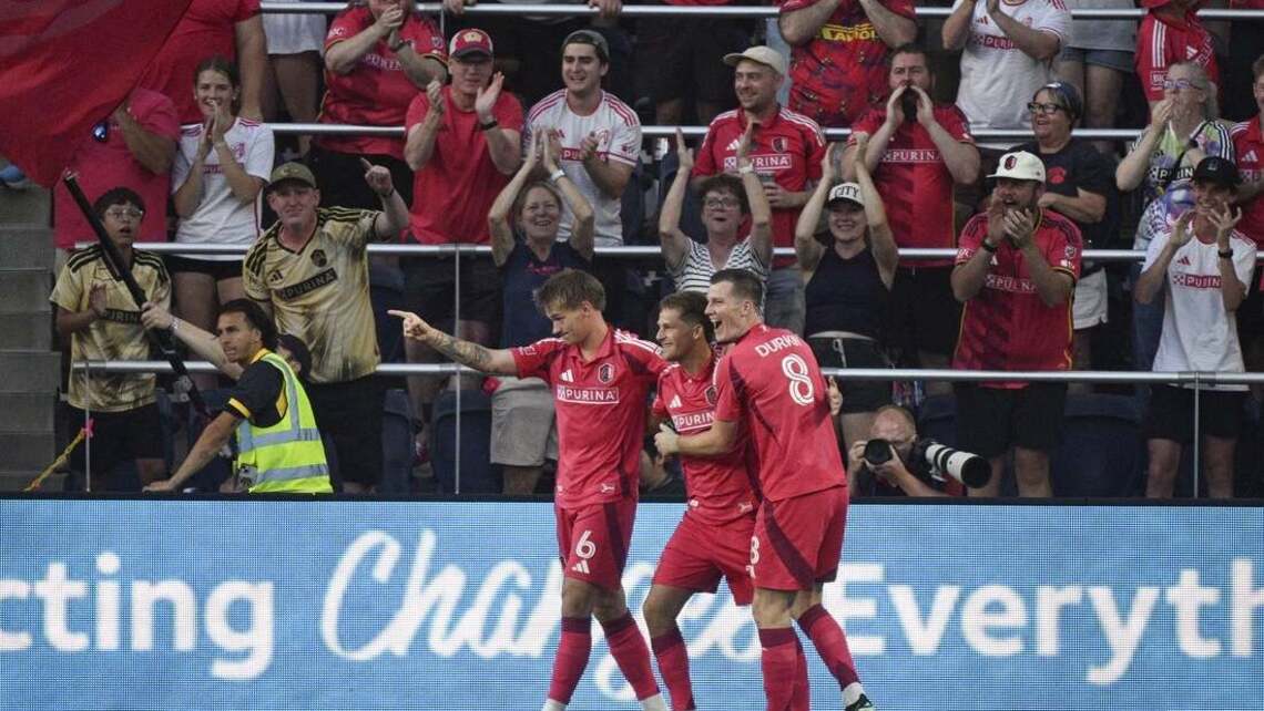 St. Louis City now unbeaten in 20 straight matches after demolishing Galaxy