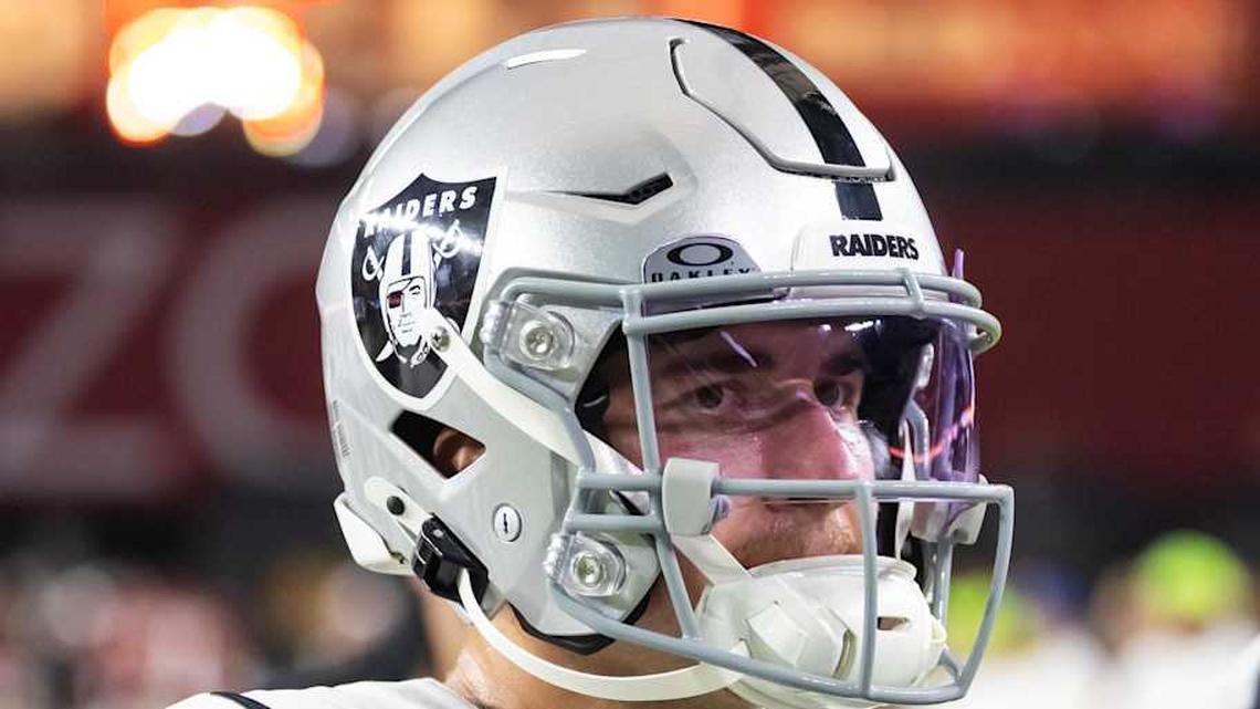  Aug 23, 2025; Glendale, Arizona, USA; Las Vegas Raiders quarterback Cam Miller (5) against the Arizona Cardinals during a preseason NFL game at State Farm Stadium. Mandatory Credit: Mark J. Rebilas-Imagn Images | Mark J. Rebilas-Imagn Images 