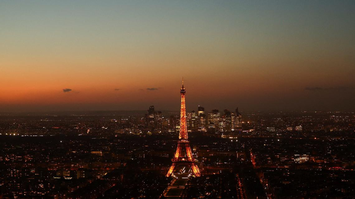 France faces rising fiscal risks, IMF warns 