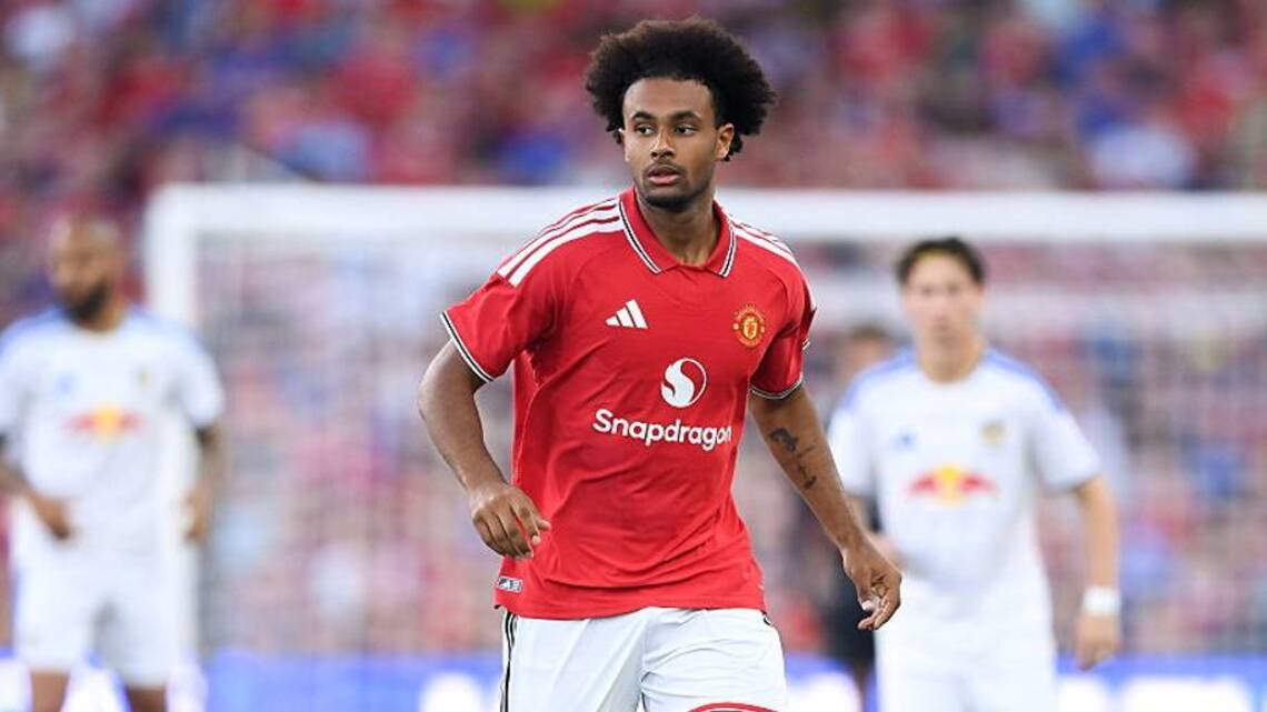 ‘Phone Call'-Man Utd Receive Premier League Interest in Joshua Zirkzee