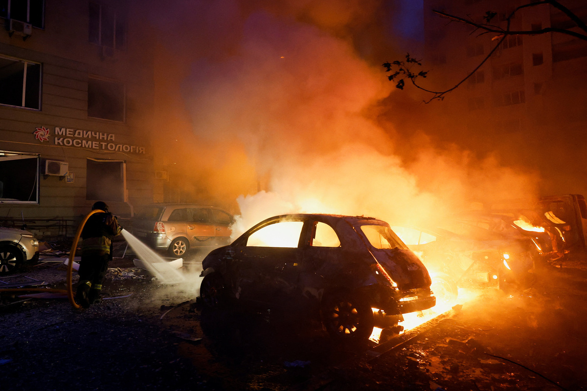 A firefighter works at the site of residential apartment buildings, which were heavily damaged during Russian missile and drone strikes, amid Russia's attack on Ukraine, in Kyiv, Ukraine, July 6, 2026. REUTERS/Valentyn Ogirenko