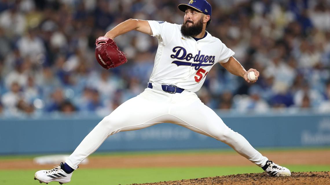 Dodgers Pitcher Alex Vesia Honors Late Daughter, Wife During Season Debut 