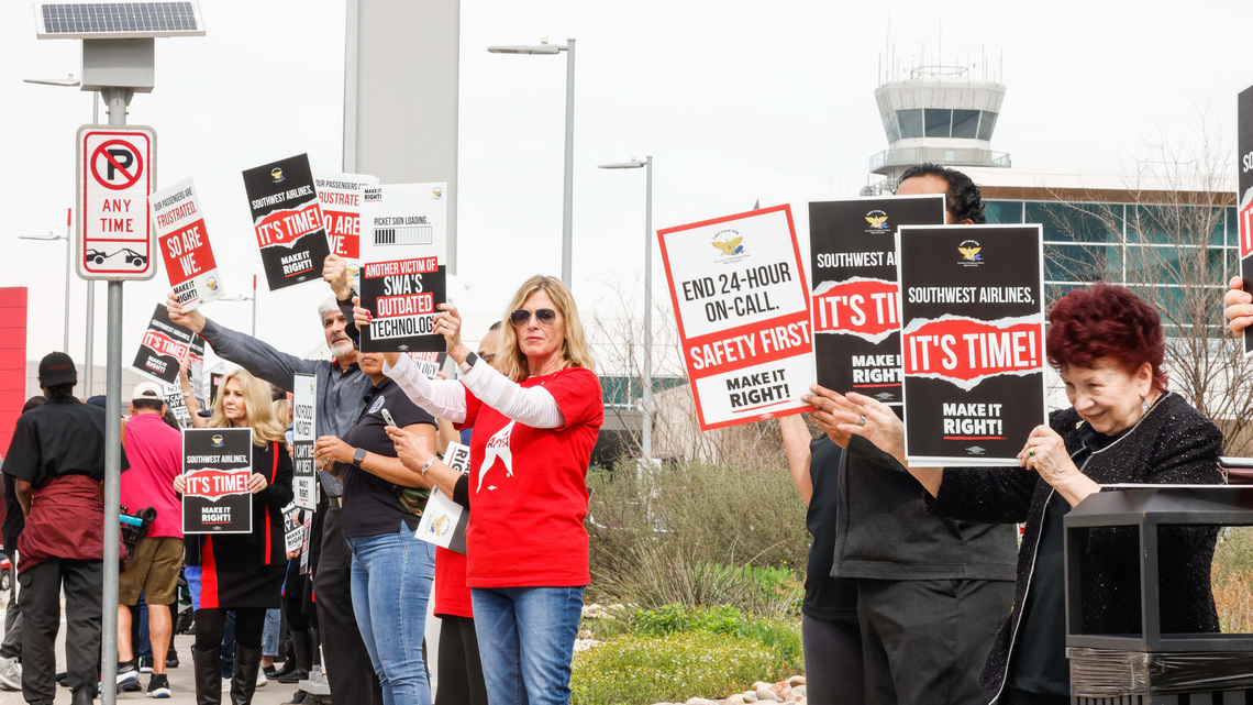 Some Southwest flight attendants want to overthrow their union. Here's why 