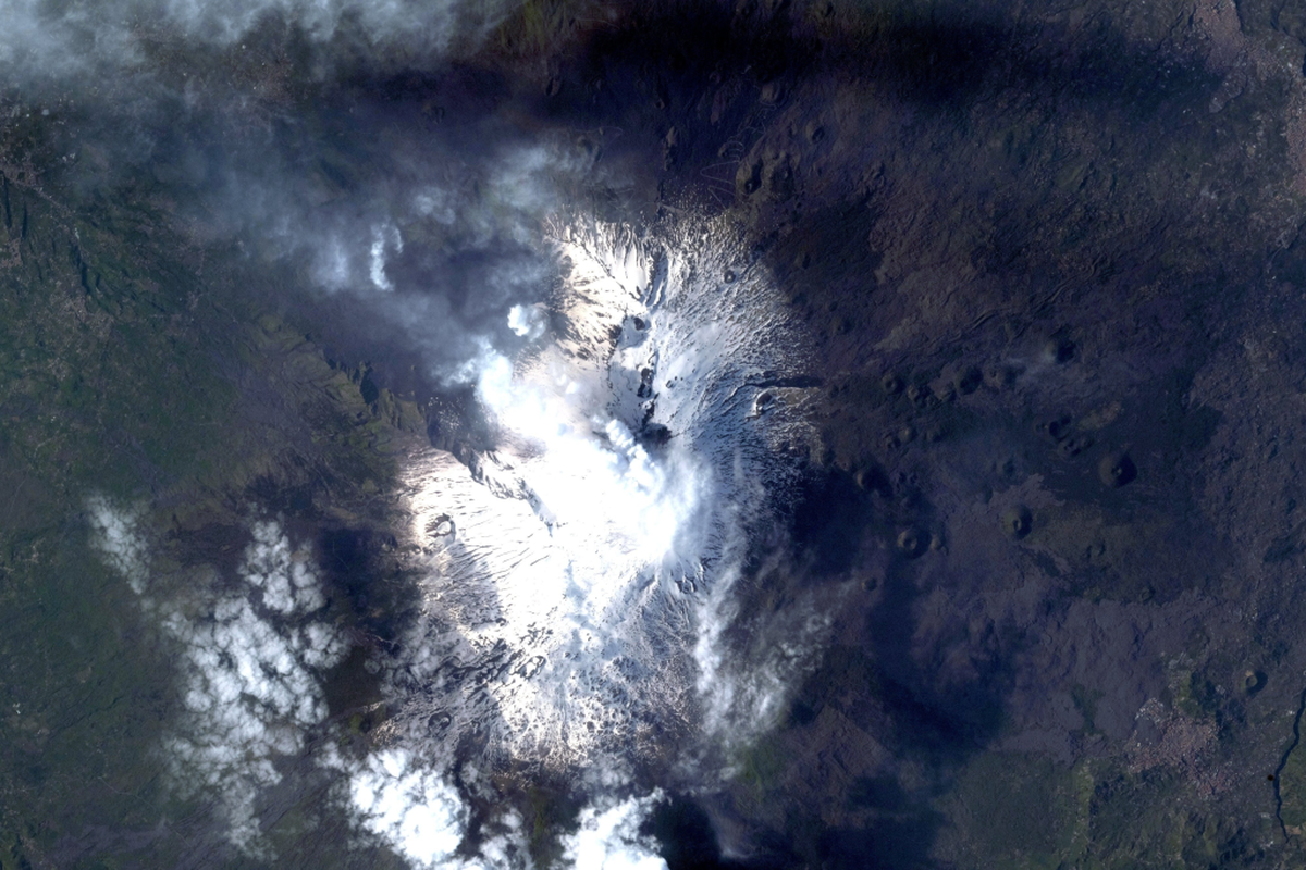  (Sophie Adenot/ESA/NASA via SWNS) 