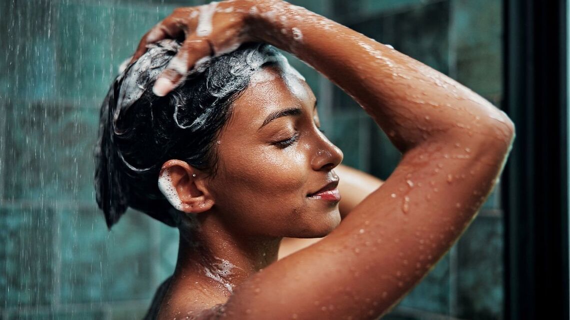 The Best Anti-Aging ‘Everything Shower’ Routine for Softer Skin After 50
