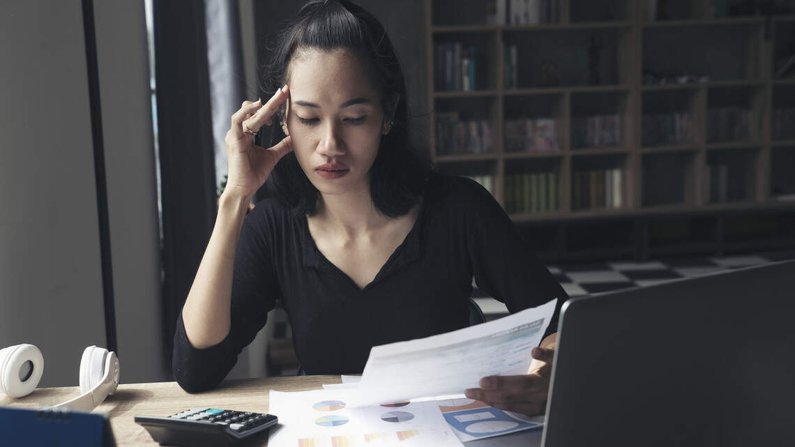 Saving money is hard enough. Stop taxing workers under 25. | Opinion