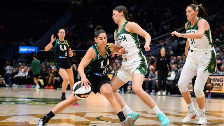 Sparks outlast Storm in back-and-forth battle 