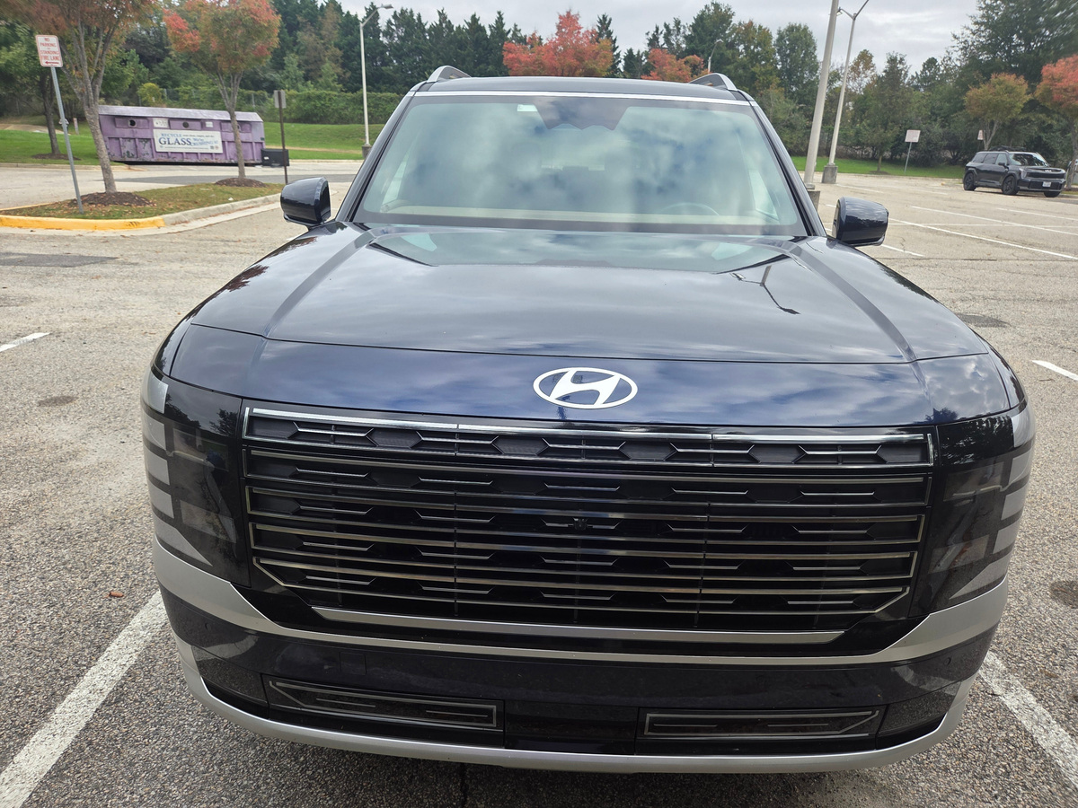 The Hyundai Palisade is one of the cheapest hybrid SUVs. I tested it ...
