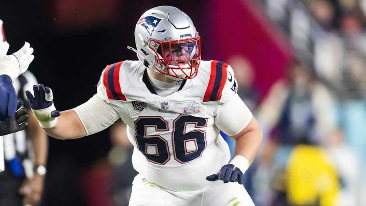  Feb 8, 2026; Santa Clara, CA, USA; New England Patriots offensive tackle Will Campbell (66) against the Seattle Seahawks during Super Bowl LX at Levi's Stadium. Mandatory Credit: Mark J. Rebilas-Imagn Images | Mark J. Rebilas-Imagn Images 