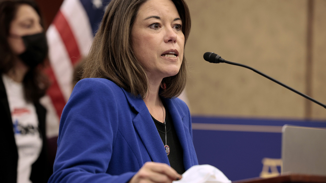 Democratic divide fuels last-minute spending spree in Minnesota's Second District 