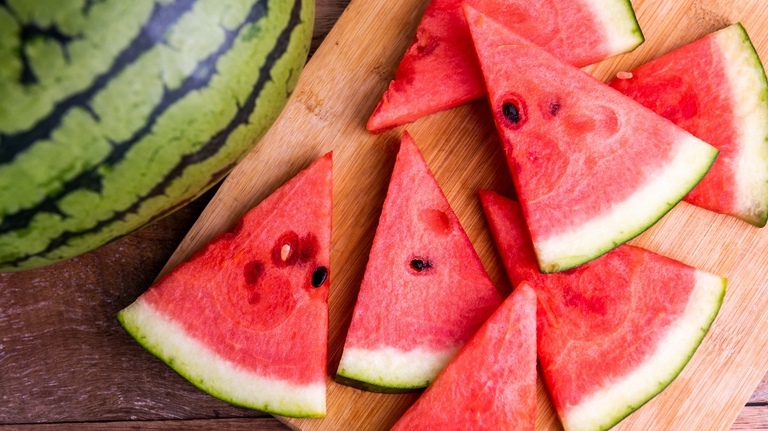Can Eating Red Foods Really Help You Lose Weight? Experts Share the Truth